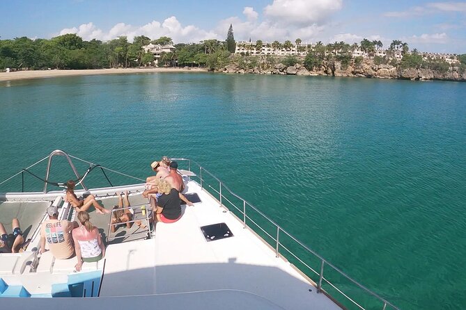 Amber Cove & Taino Bay Shore Excursion, Private Charter on Blue Sky Catamaran - FAQ