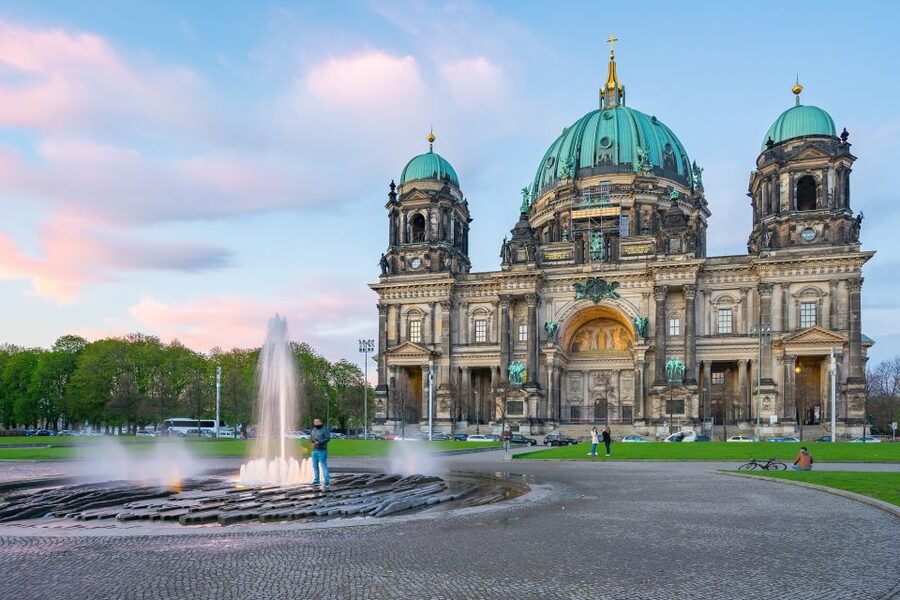 Best Berlin Shore Excursion from Warnemunde or Rostock Port - Charlottenburg Palace and West Berlin: start with style and context