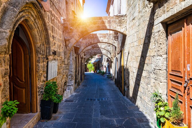 Best Rhodes Tour from Cruise Port including Lindos and Old Town - Key highlights at a glance