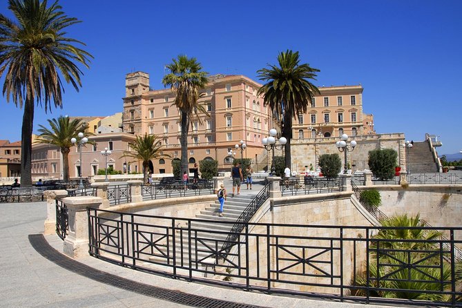 Cagliari Private Shore Excursion: Hop-on Hop-off City Experience - Poetto Beach: your short coast break without losing the day
