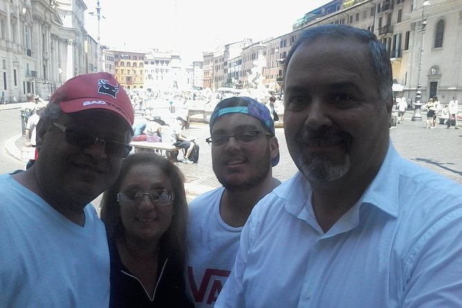 Civitavecchia Shore Excursion: Fullday Rome with Vatican Museums and Colosseum - Lunch Break at Clivo delle Mura Vaticane: Food That Keeps You Moving