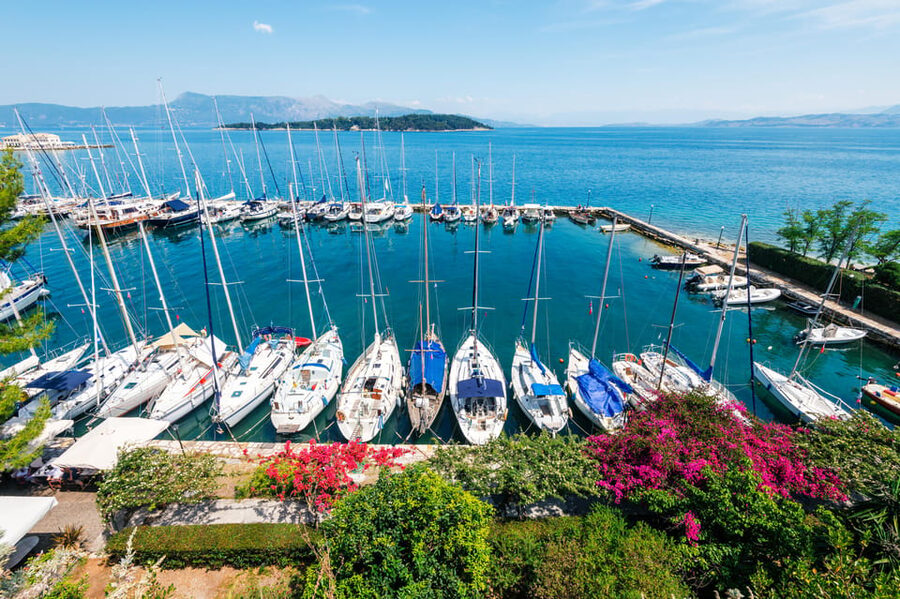 Corfu: Paleokastritsa Beach and Old Town Bus Shore Excursion - Cruise timing meets a beach-and-old-town mix