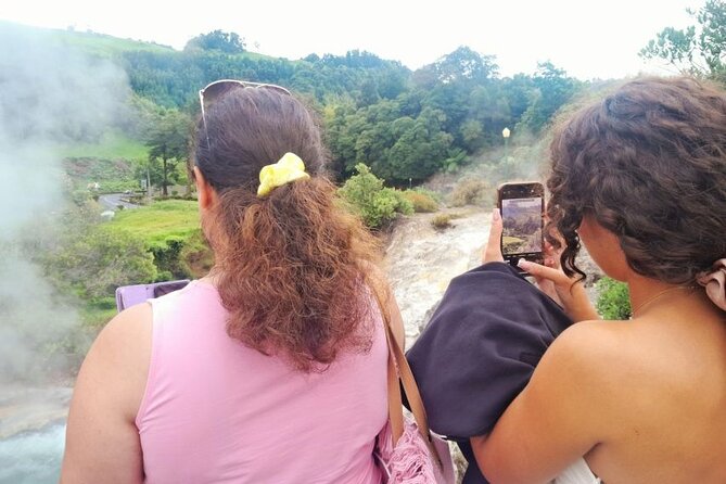 Cruise Travellers : Furnas Volcano & Terra Nostra Thermal Pool - Terra Nostra Park and the thermal pool: where the day finally cools down