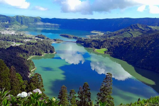 Cruise Travellers: Sete Cidades Volcano, The Blue & Green Lake - Ananas Santo Antonio: pineapple greenhouses and a tasting you’ll actually remember