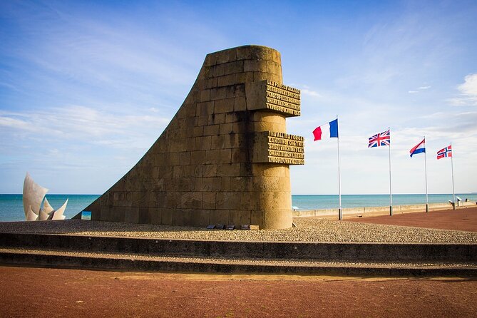 D-Day Beaches Shore Excursion from Le Havre with Packed Lunch - Normandy American Cemetery at Colleville-sur-Mer: The Quiet Weight of Scale