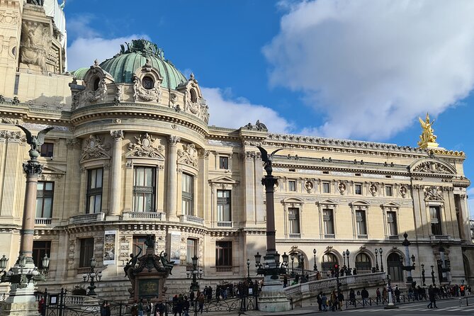 Deluxe Paris Shore Excursion from Le Havre with Seine Cruise - Arc de Triomphe: the guide turns a monument into a story