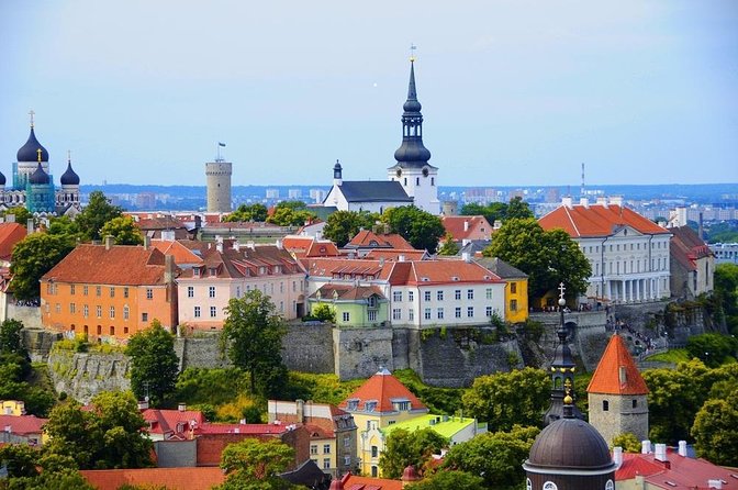 Deluxe Tallinn Small-Group Shore Excursion for Cruise Ships - Quick hits before you go
