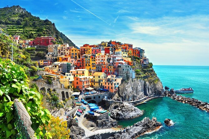 Exclusive Private Shore Excursion from Livorno port to Cinque Terre - Getting between towns: walking and train links