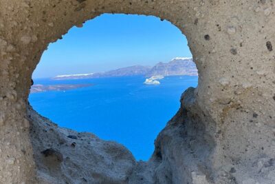 Exclusive Shore Excursion : Scenic Santorini, Shopping & Winery - Oia cliffs and the yopskaifa cave houses you can actually picture
