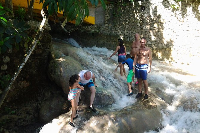 Falmouth Shore Excursion Dunn's River Falls - What to pack (so you don’t lose your joy halfway through)