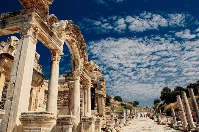 FOR CRUISERS: Ephesus Ruins and Mary's House GROUP Tour - A Smooth Port-to-Ephesus Day With On-Time Return