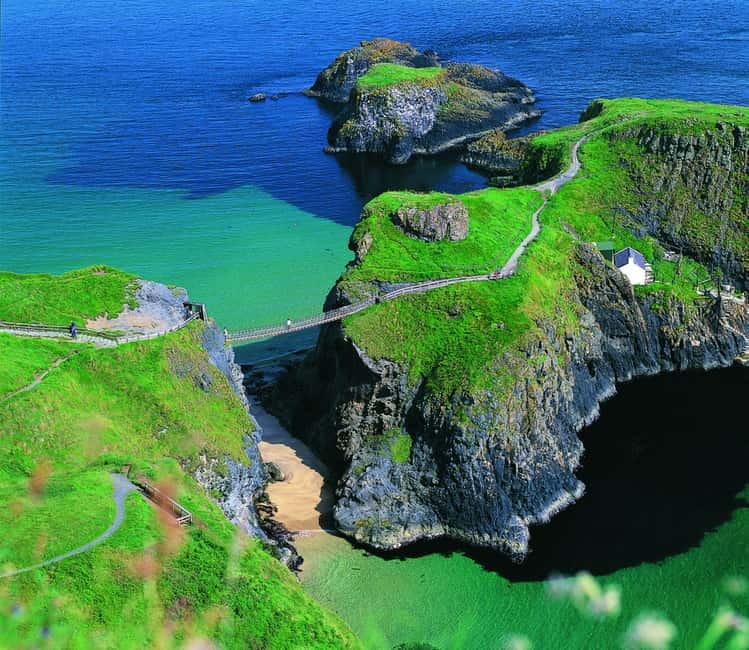 From Belfast: Causeway Express Tour Shore Excursion - The real timing story: why 5.5 hours often becomes 8+