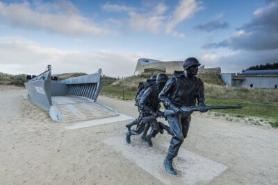 From Cherbourg: D-Day Beaches Shore Excursion - Cherbourg Pickup, the Bus Ride, and Staying in Sync
