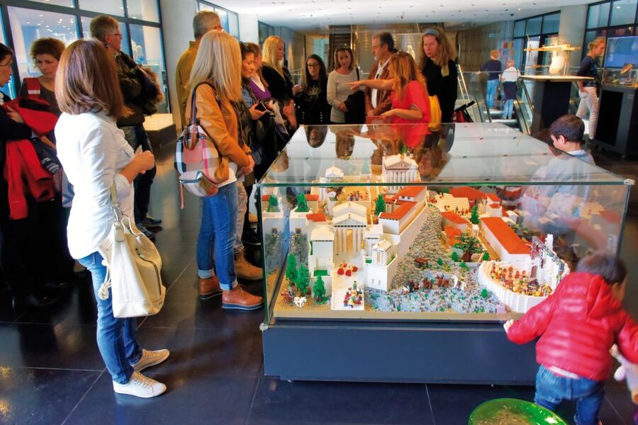 From Cruise Port: Athens City, Acropolis & Acropolis Museum - Pacing, guide quality, and what can make or break the day