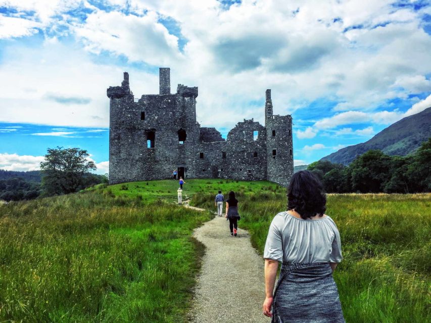 From Glasgow: Scotland Sightseeing Tour Shore Excursion - Kilchurn Castle ruins at Loch Awe: the causeway photo moment
