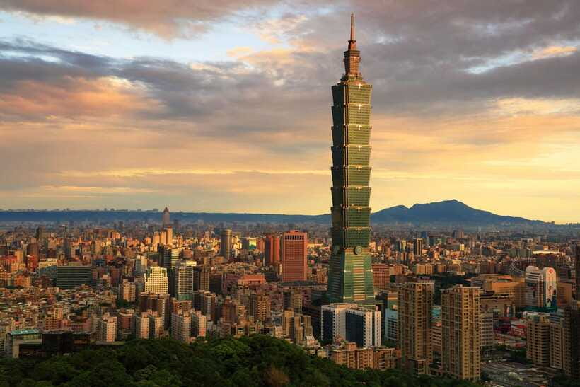 From Keelung: Private Taipei City Landmarks Shore Excursion - Price and Logistics: Is USD 608 Worth It?