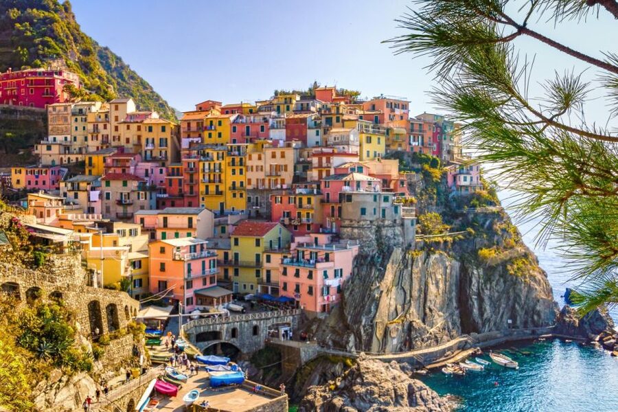 From La Spezia: Shore Excursion to Cinque Terre by Train - Riomaggiore: Cliffside Views and a Real Stroll (Not Just a Stoplight)