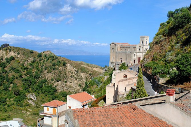 From Messina Cruise Terminal: Etna -Taormina-Godfather with food - Real guide impact: the difference between seeing and understanding