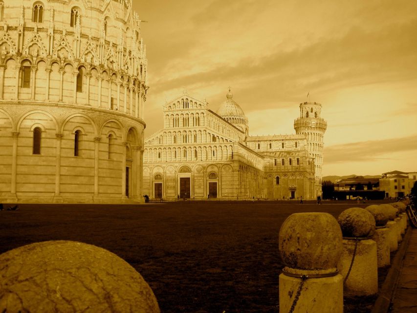 From the Port of Livorno: Half-Day Shore Excursion to Pisa - Your guided hour at the Square of Miracles (the fast way to get it)