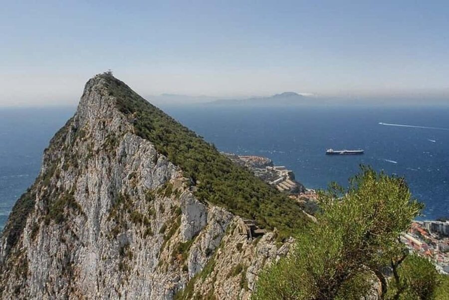 Gibraltar Shore Excursion: The Original Rock & Caves Tour - Upper Rock Nature Reserve and Barbary macaques