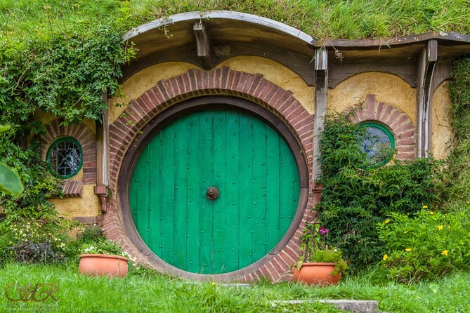 Hobbiton Movie Set Shore Excursion from Tauranga (6 Hours) - The 2.5-hour guided Hobbiton tour: what your guide is for