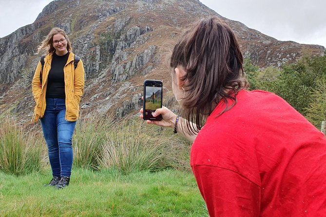 HOLYHEAD SHORE EXCURSION: North Wales Adventure - Sightseeing Day Trip Tour - Stop 4: Llanfairpwll Station for Photos and Souvenirs (30 Minutes)