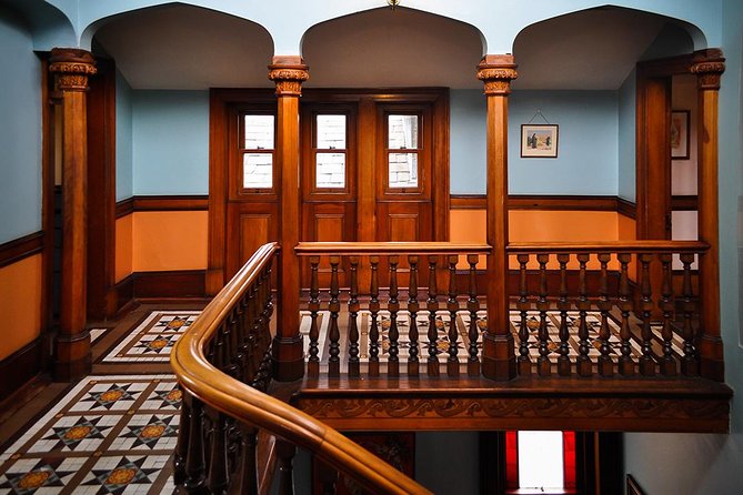 Iconic Shore Excursion: Iconic Larnach Castle Tour - University of Otago and the clock tower chance