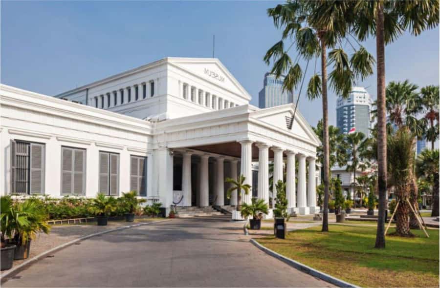 Jakarta Port: Private Guided City Highlights Shore Excursion - Key Highlights That Matter on a Cruise Day