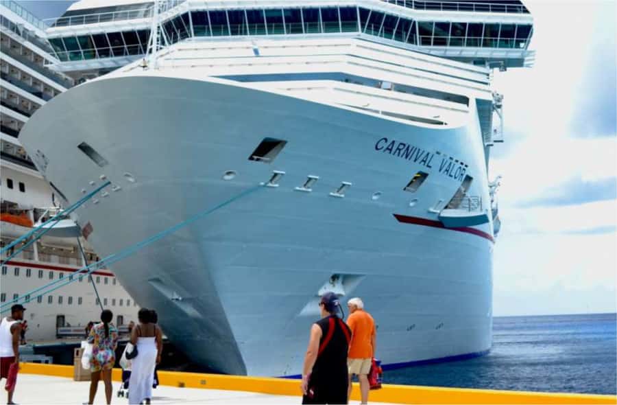 Jakarta Port: Private Guided City Highlights Shore Excursion - From Tanjung Priok to Old Batavia: How the Port Logistics Feel