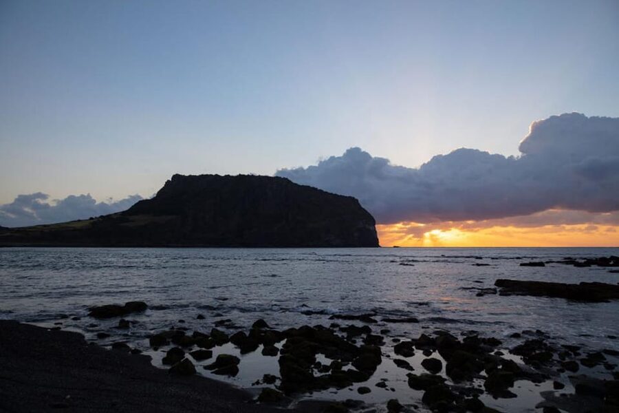 Jeju Cruise Shore Excursion Private Taxi Tour Car Charter - The 6-Hour West Route Packs Multiple Icons Into One Day
