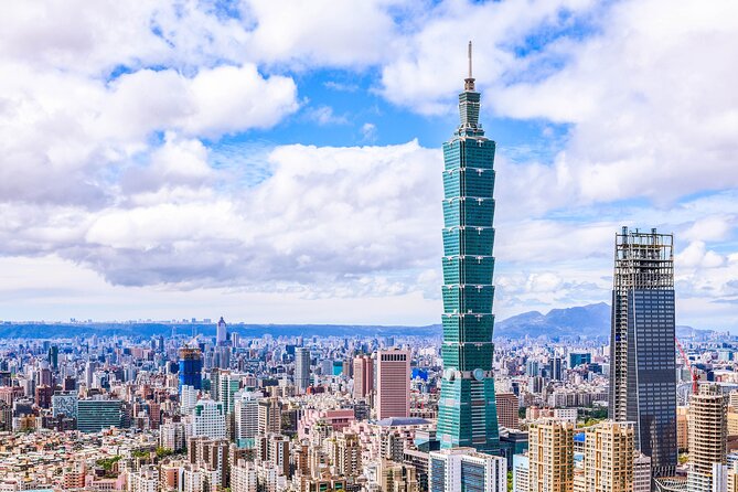 Keelung Shore Excursion Private 8-Hour Taipei Urban Adventure! - Quick packing checklist for a smooth Taipei day