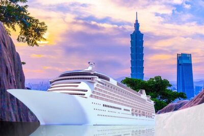 Keelung Shore Excursion: Xiangshan Hiking & Classic Taipei Culture Private Tour - National Palace Museum: The Stop That Makes the Day Feel Worth It