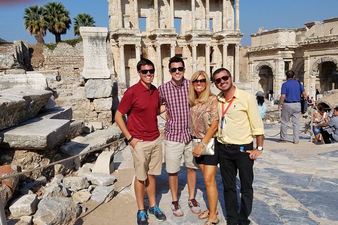 Kusadasi Shore Excursion: Ephesus Private Tour from Kusadasi Ephesus Port - The real heart of the day: Terrace Houses and Ephesus Museum