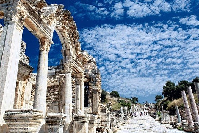 Kusadasi Shore Excursion: Private Full-Day Tour to Ephesus, Didyma and Miletus - Getting to the ancient sites: timing, transport, and ship-safe planning