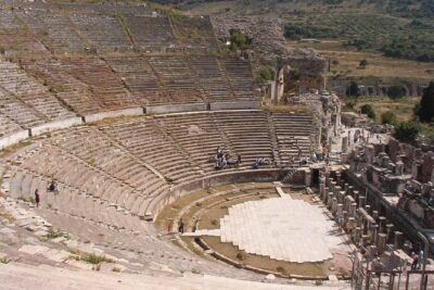 Kusadasi Shore Excursion: Private Tour to Ephesus including Basilica of St John and Temple of Artemis - Walking the Roman heart of Ephesus: Magnesia Gate to the Great Theater