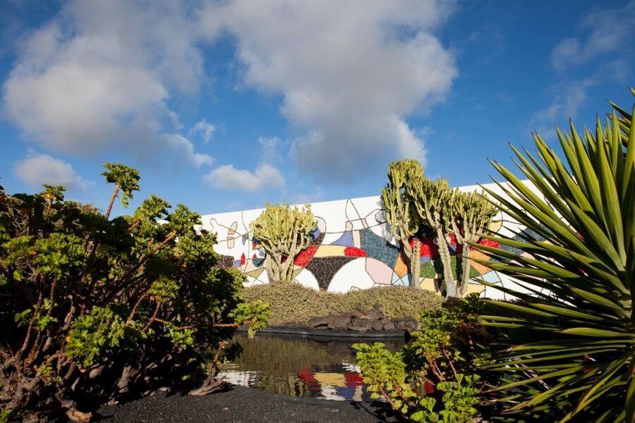 Lanzarote: César Manrique & Teguise Market from Cruise Port - Who this shore excursion fits best (and who should skip)