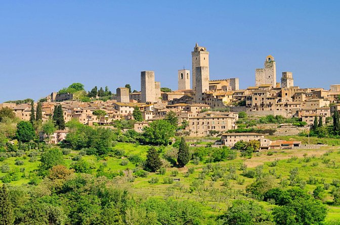 Livorno Shore Excursion: Private Day Trip to Siena and San Gimignano - Free Time for Shopping and Eating: How to Make It Worth It