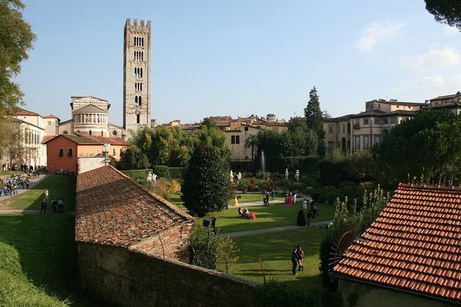 Livorno Shore Excursion to Lucca & Pisa optional Leaning Tower Ticket - Pisa’s Piazza dei Miracoli: How to Use 1.5 Hours Like a Pro