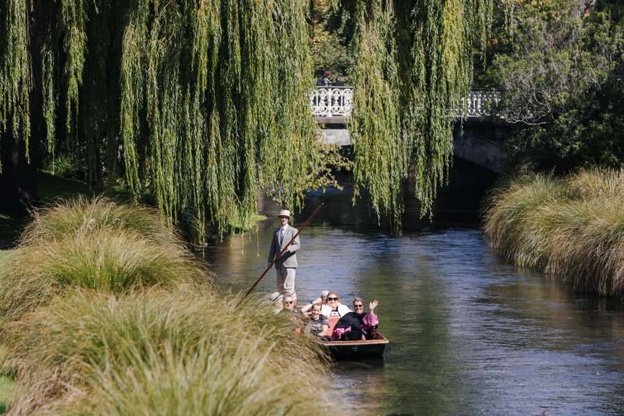 Lyttelton Shore Excursion: Christchurch Highlights & Punting - Comfort, timing, and what to bring (so the day feels easy)
