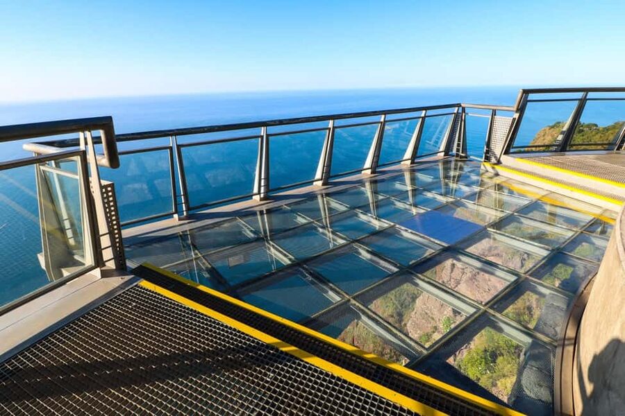 Madeira: Private Tour for Cruise Ship Passengers - Getting on board: meeting point, comfort, and the 7-hour flow