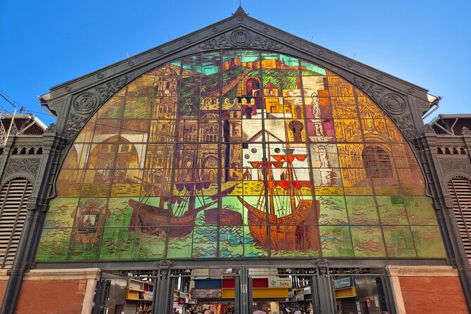 Malaga Highlights Shore Excursion with Tapas and Drinks - Mercado Central de Atarazanas: watch locals do normal life