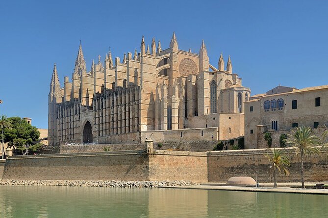 Mallorca Shore Excursion Bellver Castle and Cathedral Private Tour - Key highlights to know before you go