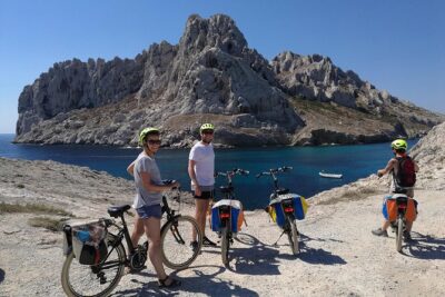 Marseille E-Bike Shore Excursion to Calanques National Parc - Meeting up, getting the bike, and learning the rhythm fast