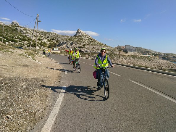 Marseille E-Bike Shore Excursion to Calanques National Parc - Notre-Dame de la Garde: the 360° stop that makes the hills worth it