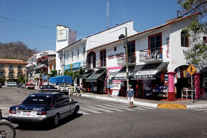 Mazatlan Shore Excursion: Small Group Highlights Tour with Lunch - Malecon and the Golden Zone: where shopping and beach time happen