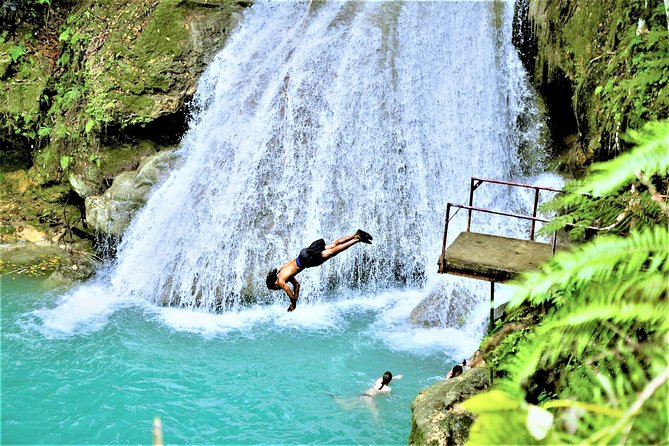 Montego Bay Shore Excursion: Blue Hole & Secret Falls Tour plus Shopping - Key things that make this tour work