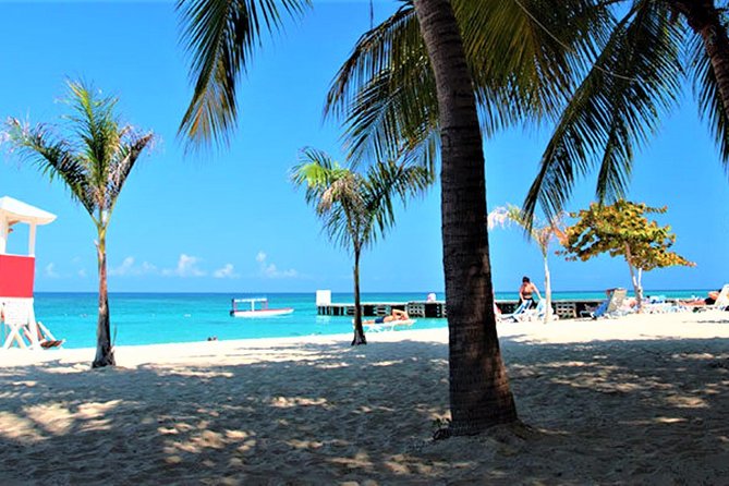 Montego Bay Shore Excursion: Doctor's Cave Beach & Montego Bay City Highlights - Doctor’s Cave Beach: Your Included Beach Reset