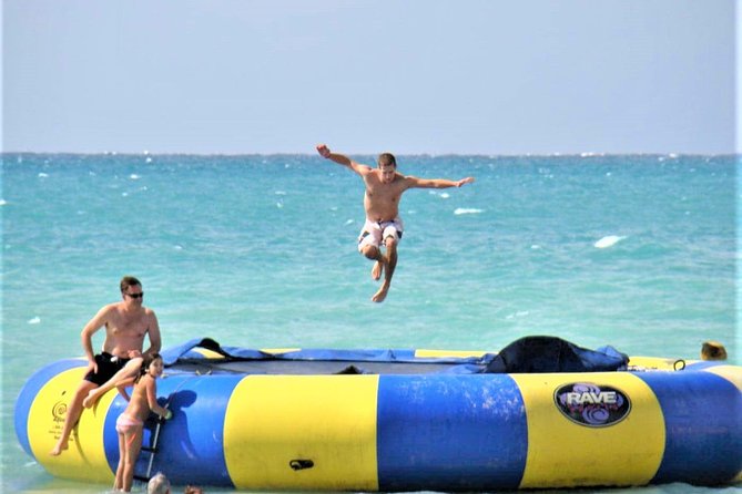 Montego Bay Shore Excursion: Doctor's Cave Beach & Montego Bay City Highlights - The Guide Experience: Why Reviews Point to the Human Touch
