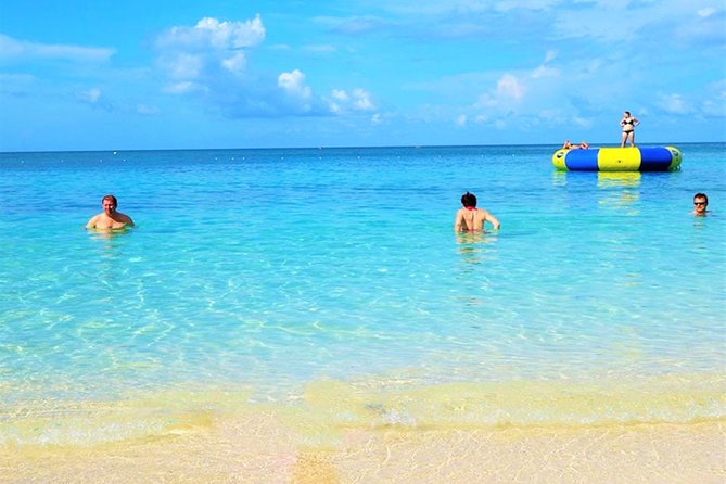 Montego Bay Shore Excursion: Doctor's Cave Beach & Montego Bay City Highlights - St James Parish Church: Architecture, Age, and a Quiet Pause