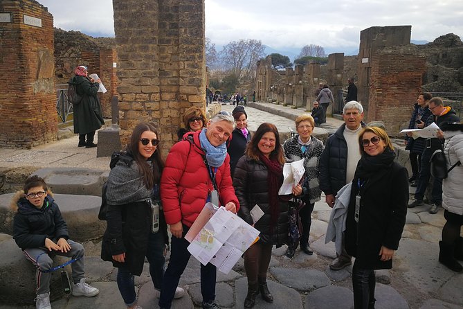 Mount Vesuvius Shore Tour, Pompeii & Winery Vesuvius Winery - Pickup, Timing, and Communication: The Day-Builder Details